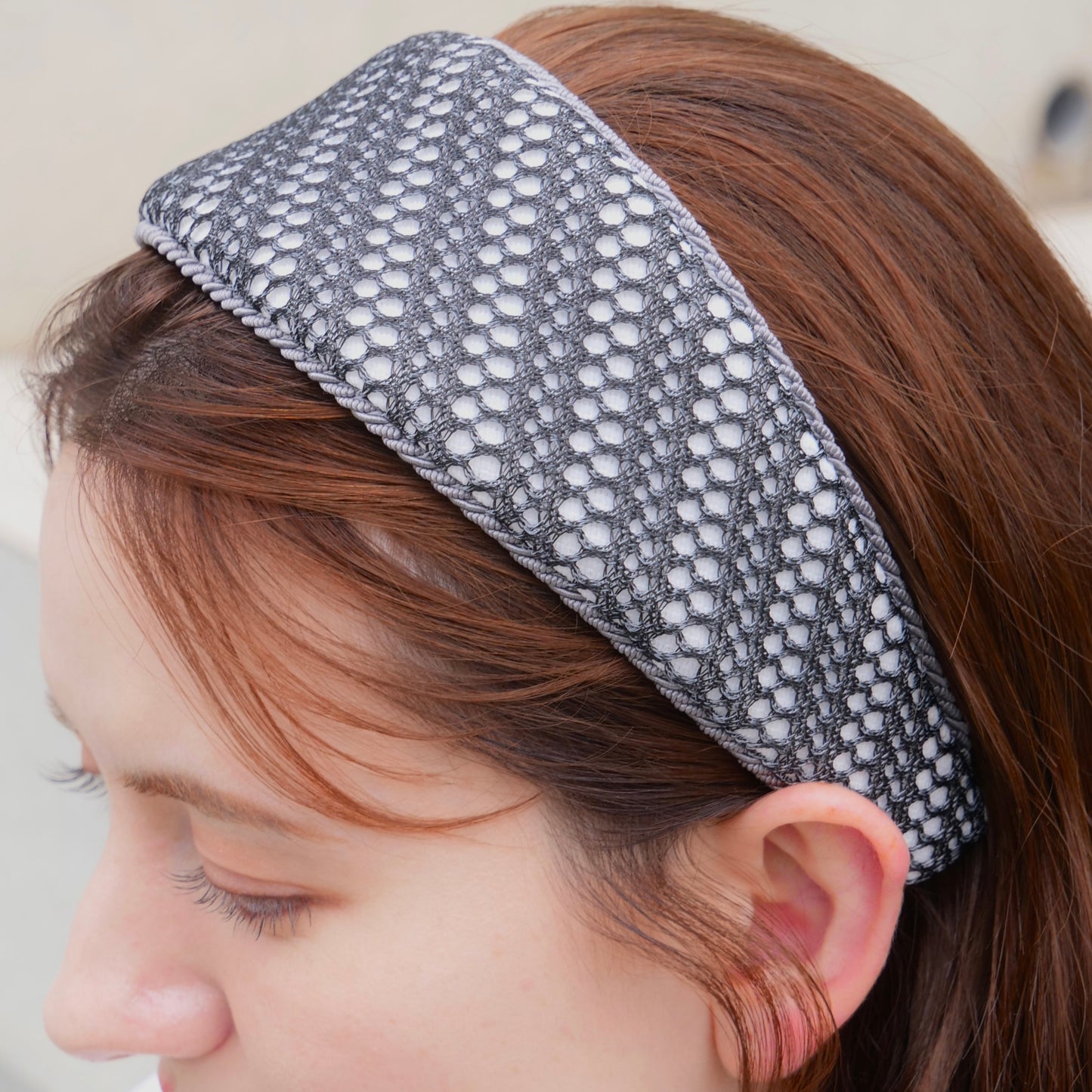Alice Charcoal Gray Dots