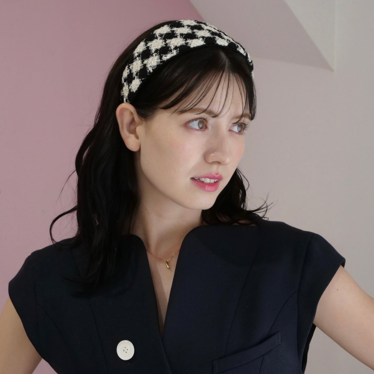 Alice Flag Check Tweed