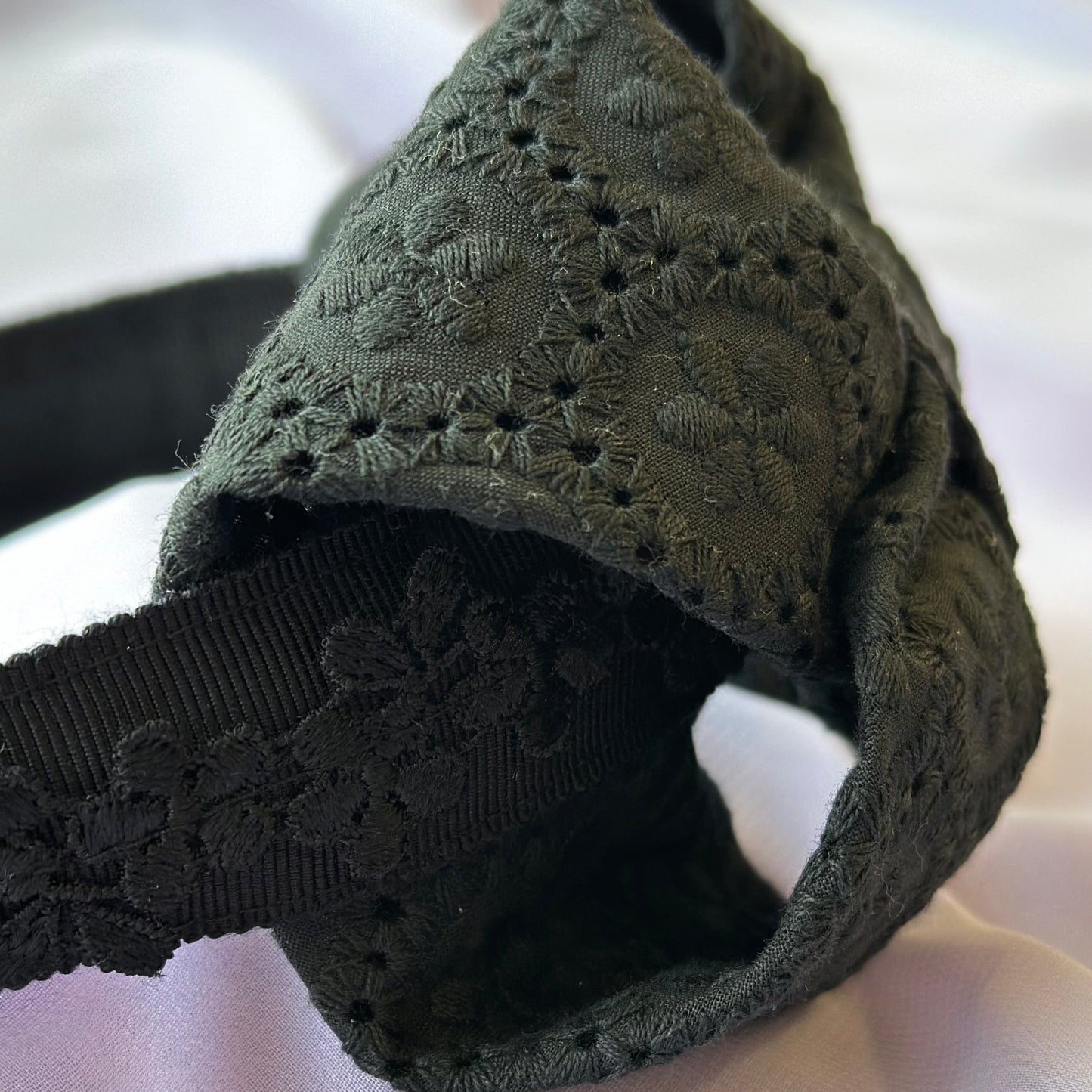 <7/4入荷予定>Milla Embroidery Black