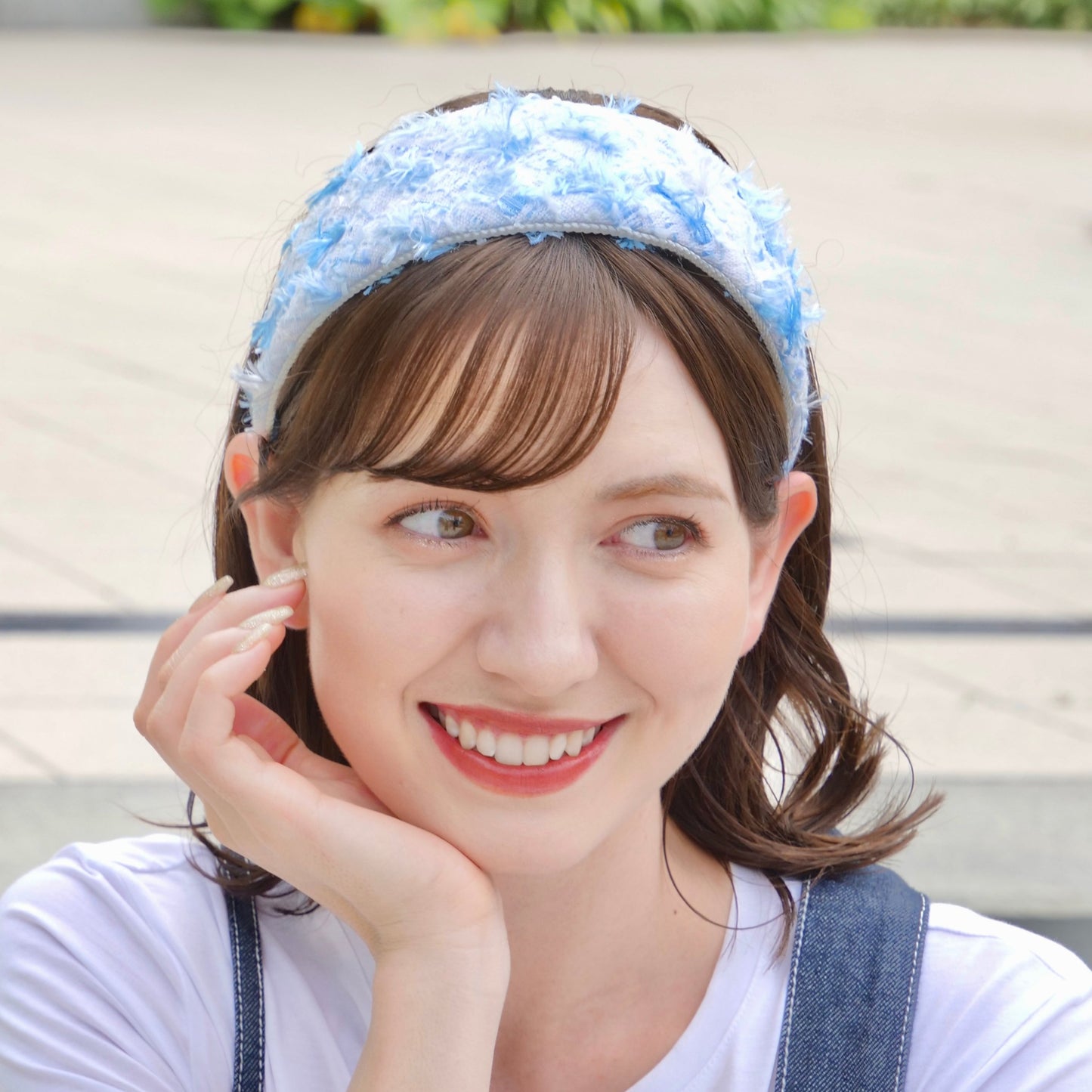 Alice Feather Blue & Pink