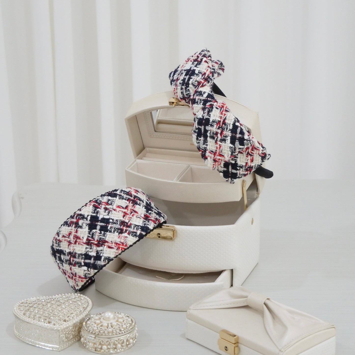 Alice & Audrey Tricolore Tweed