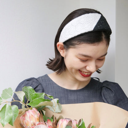 Alice Embroidery Black × White