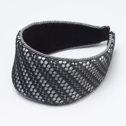 Alice Charcoal Gray Dots